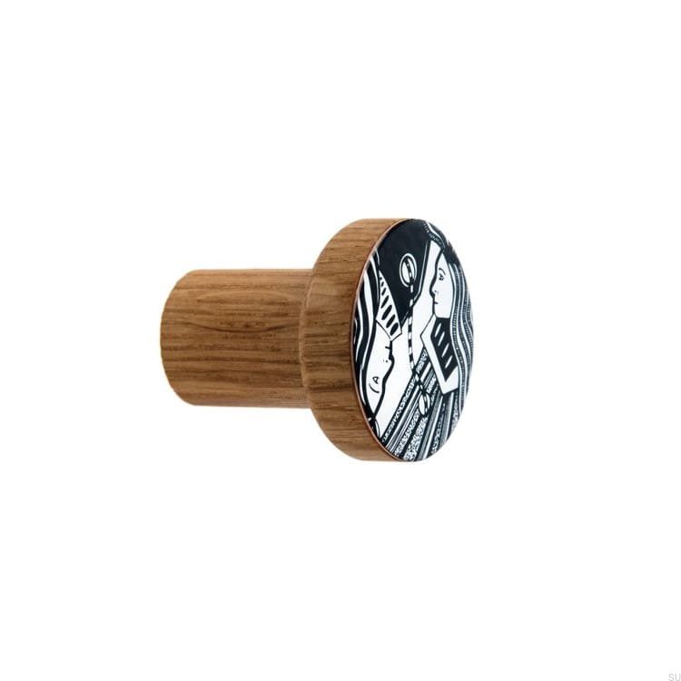 Wieszak-na-ubrania-z-kolekcji-KOSMOSY-DOT-Manufacture.jpg