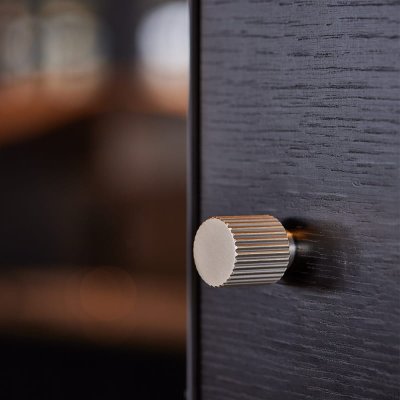 Möbelknopp Helix Stripe 38 Silver Metall Borstad