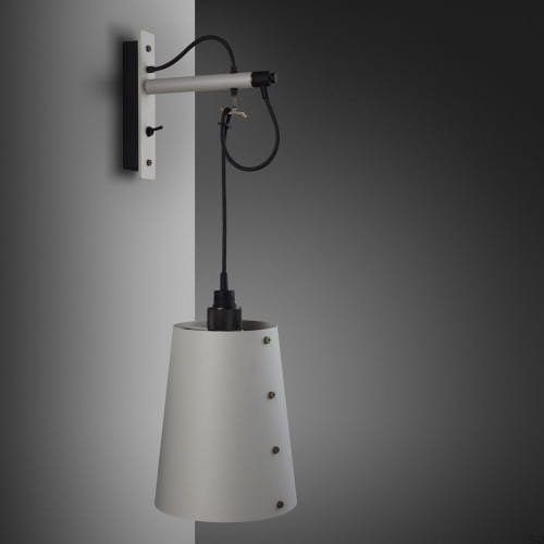 buster-_-punch_hooked-wall-large-stone-shade-smoked-bronze-details_12(2).jpg