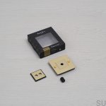 EU_ELECTRICITY_1G_Wall_Plate_Infills_Brass_Unboxing_Web-scaled.jpg