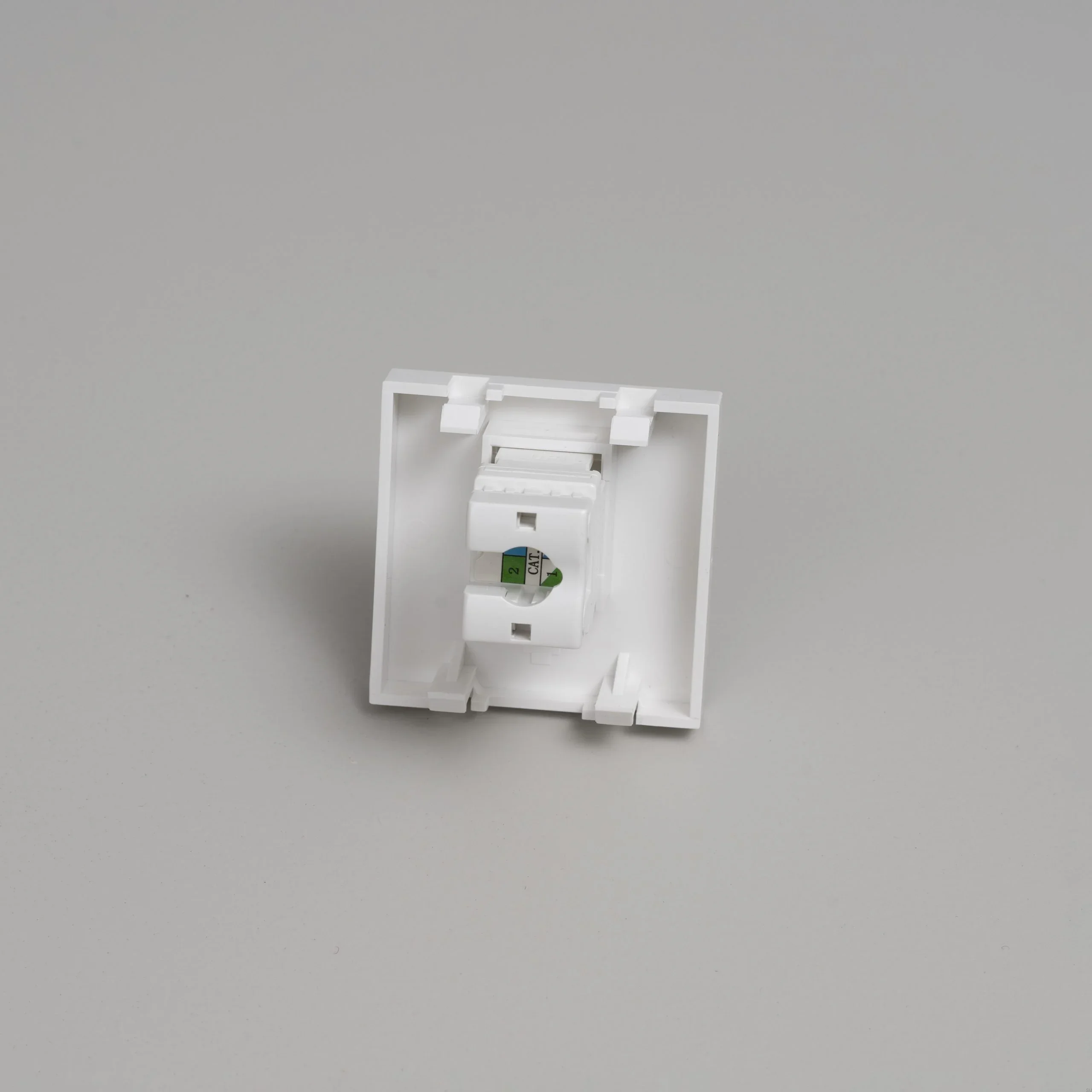 EU_Electricty_Telephone_Cat3_White_Rear_Web-scaled.webp
