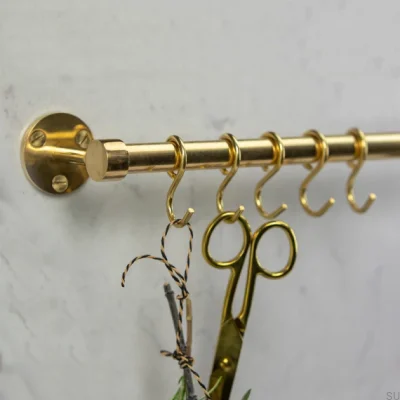 Krokar för en kökshängare Aveny Mässing Polerad Omålad (5 stycken)