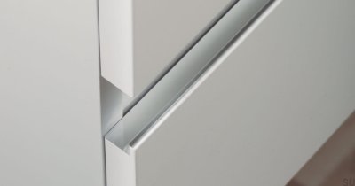 Grada 497 kant möbelhandtag Anodiserad aluminium