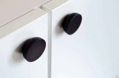 Kokeshi 3012 Möbelknopp i svart aluminium