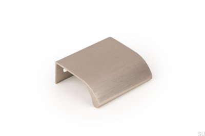 Ona 32 Edge Möbelhandtag Aluminium Silveranodiserad