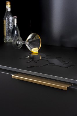 Kant möbelhandtag Way 1056 Guld Borstad