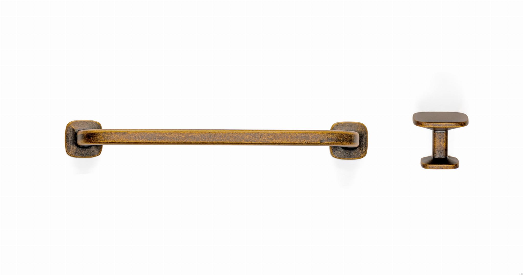 0616-quart-big-rustic-brass.jpg