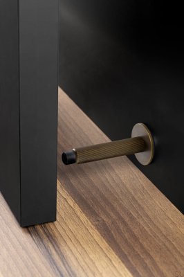 Fot Vägghängd dörrstoppare Arpa Aluminium Rustik Guld