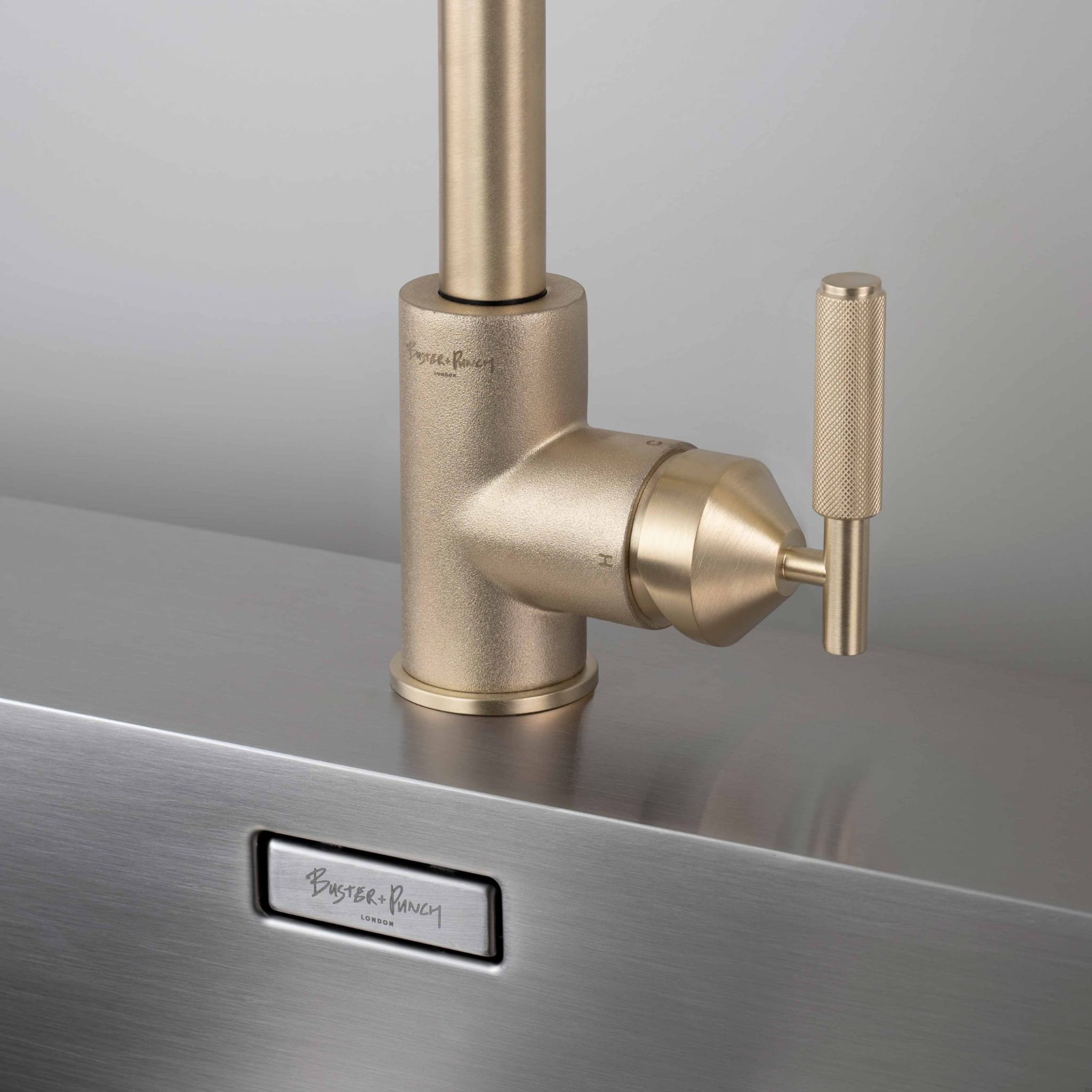 BP_Tap_Cross_Detail_Brass_Web_Square_v2-scaled.jpg
