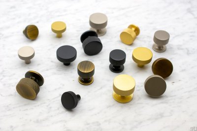Möbelknopp Flat 26 Metallsvart