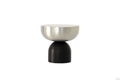 Kokeshi Mix 3032 Aluminium Svart med möbelknopp i borstat stål