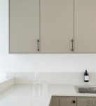 343305-11--Uchwyt-meblowy-podłużny-Uniform-128-Mosiężny-Palony-Beslag-Design-Skandynawskie-Uchwyty_2