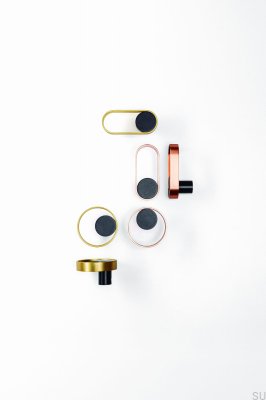 Orbit 75 svart och borstat guld vägghängare