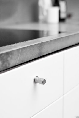 Harlequin 17 Möbelknopp Stål Silver Polerad