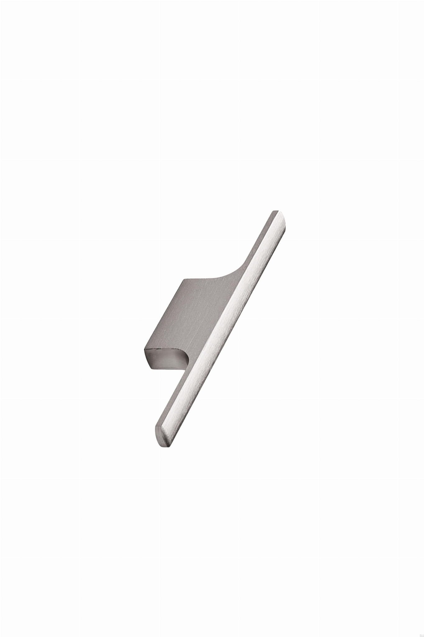 446320032-66--Uchwyt-meblowy-podłużny-Tau-32-Aluminiowy-Srebrny-Furnipart-Skandynawskie-Uchwyty_1