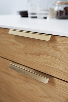 Accent 160 kant möbelhandtag, borstad aluminiumguld