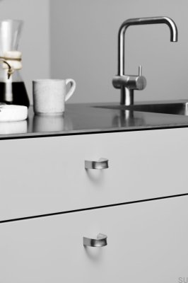 Insida 32 Aluminium Silver möbelknopp