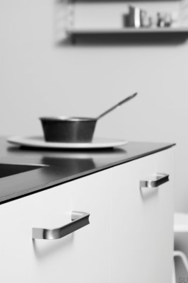 Avlångt möbelhandtag Inuti 160 Aluminium Silver