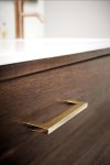 512860128-29--Uchwyt-meblowy-podłużny-Flat-128-Metalowy-Złoty-Polerowany-Furnipart-Skandynawskie-Uchwyty_2