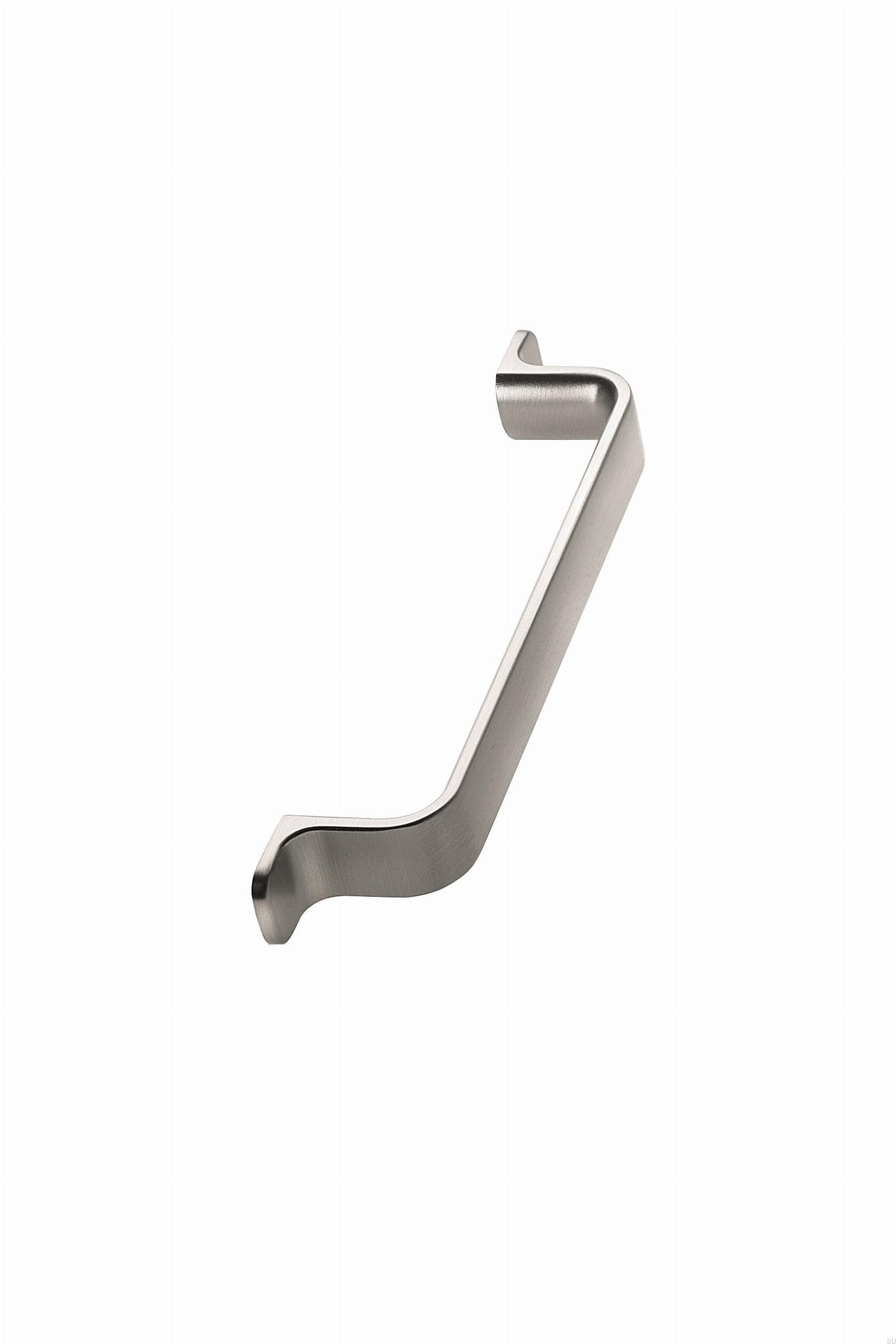 530660128-66.1--Uchwyt-meblowy-podłużny-Rio-128-Metalowy-Srebrny-Furnipart-Skandynawskie-Uchwyty_1