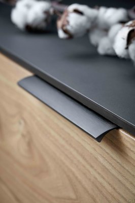 Edge Straight 40 Aluminium Antik Brons Möbelhandtag