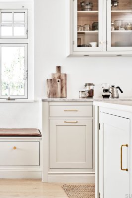 Lounge 160 långt möbelhandtag Mässing Guld Polerad Olackerad