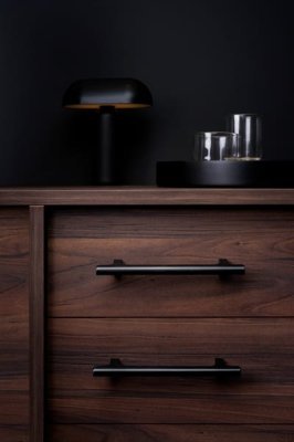 Hinoki 160 Aluminium Långt Möbelhandtag Svart Borstad