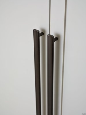 Bean 288 Black Chrome Borstad möbelhandtag