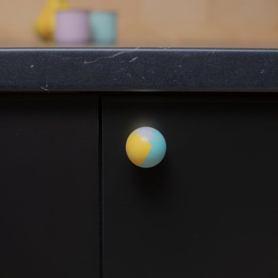 Möbelknopp Ren Funky Yellow 35 Träbok