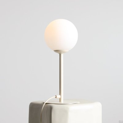 Pinne metall krämfärgad skrivbordslampa