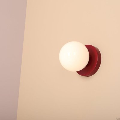 Vägglampa Ball II S Metall Vinröd