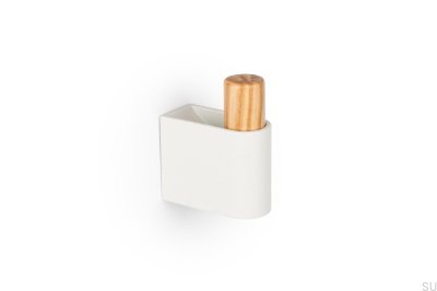 Casey 23 vägghängare, vit aluminium med ekologisk ek
