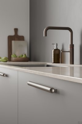 Lucente 224 avlångt möbelhandtag, aluminium, matt silver