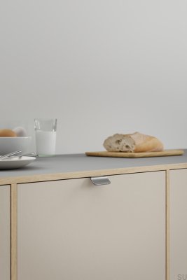 Volet 20 möbelhandtag i aluminium med silverkant