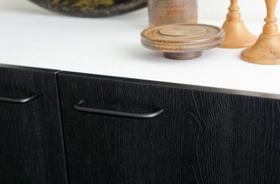 Grip 136 Mässing Svart Avlångt Möbelhandtag