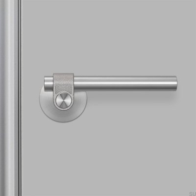 Dörrhandtag i gjutet stål 38 i silver