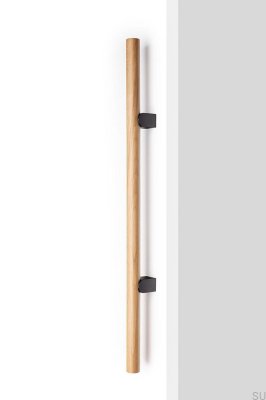 Kumo Wood Big One 1056 Enkelsidigt Avlångt Möbelhandtag, Ekträ med Svart Titanaluminium